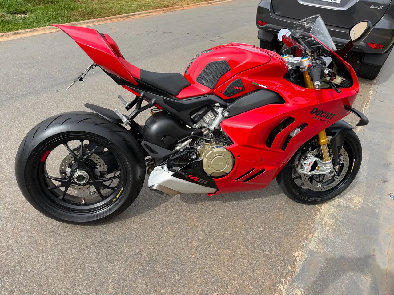 Ducati Panigale V4 S 2023 - Foto 4