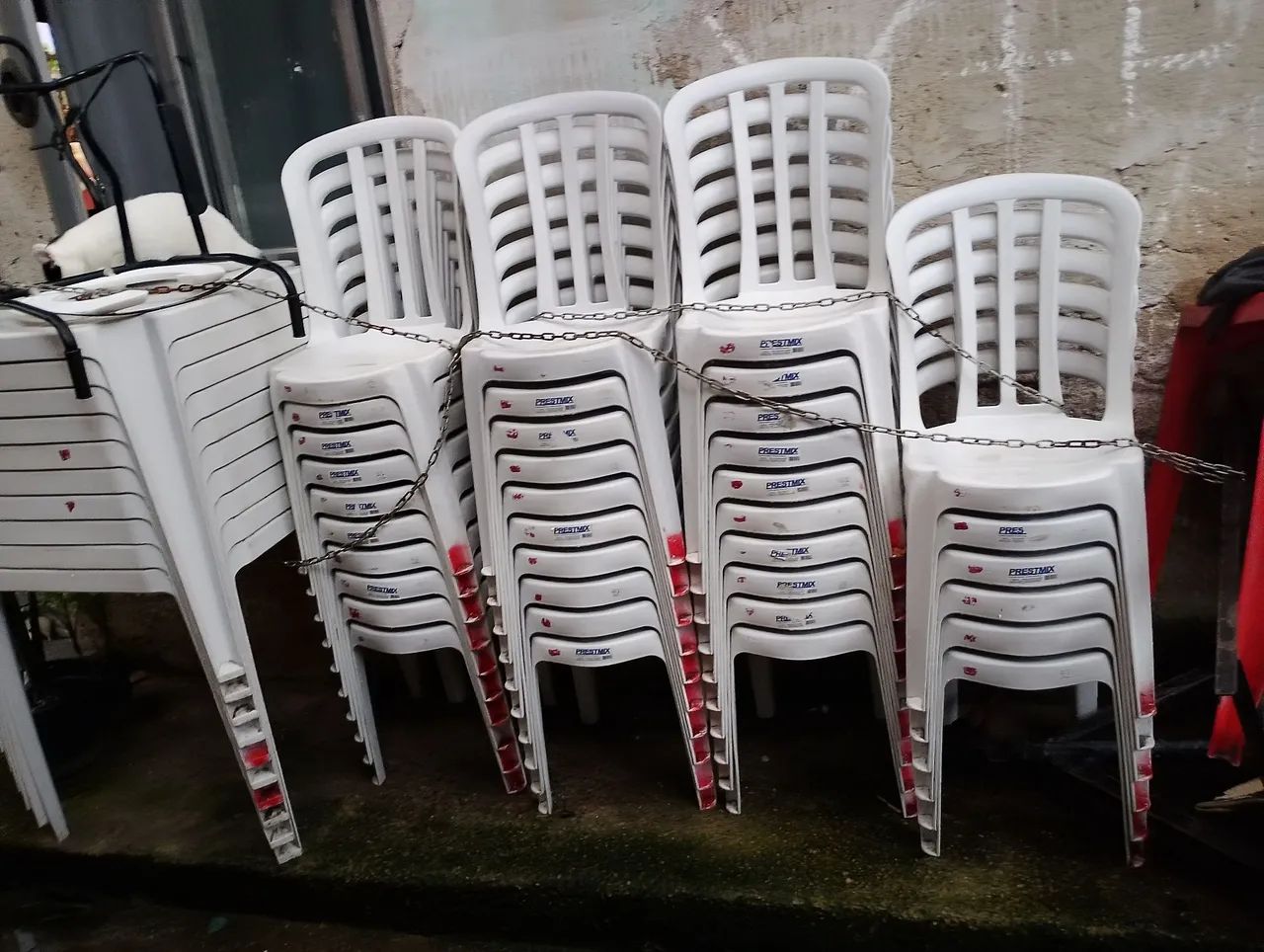Jogo de mesas com cadeiras - Foto 4