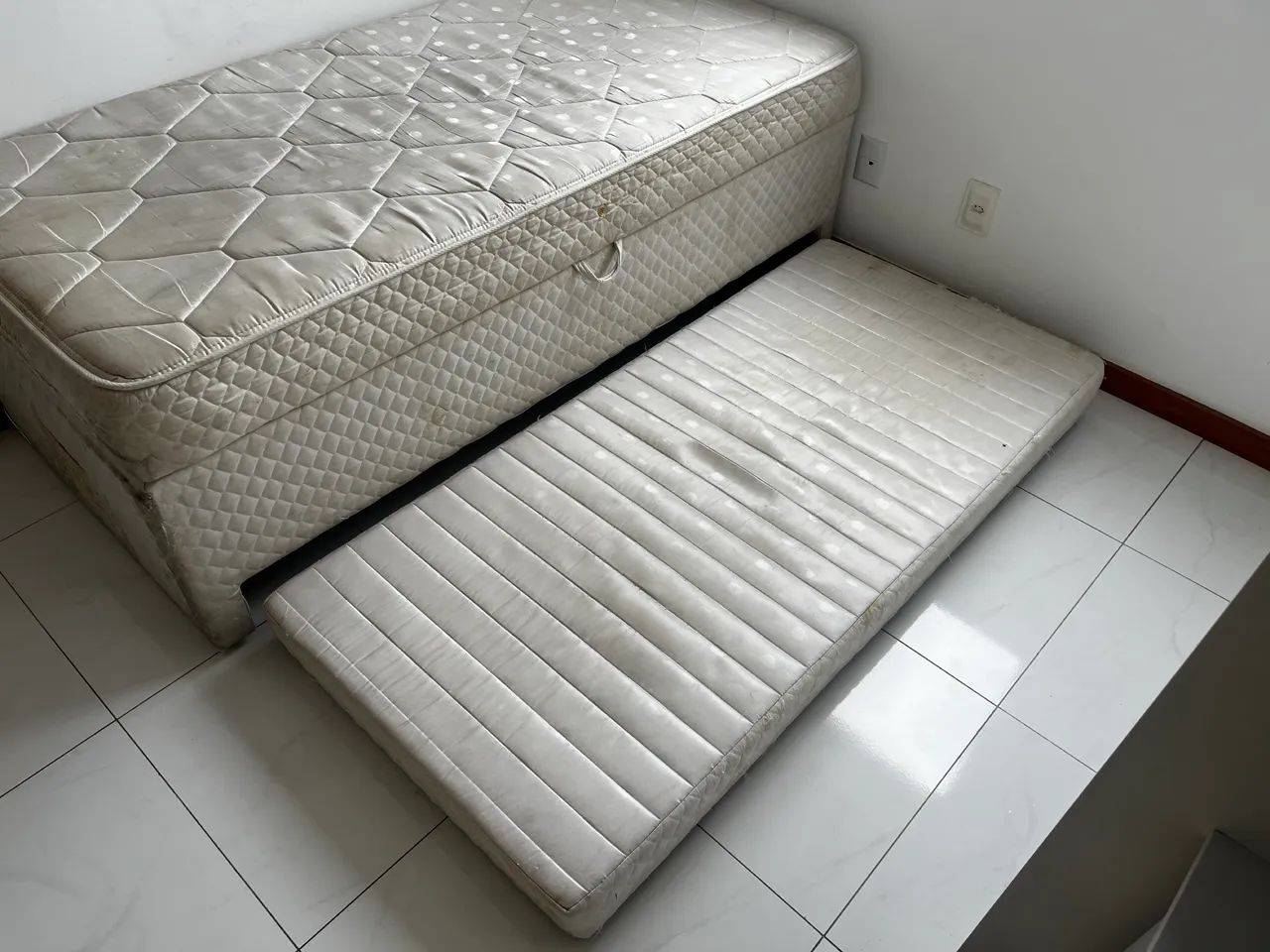 Cama Baú Solteiro 90x190 cm ? Bom estado - Foto 2