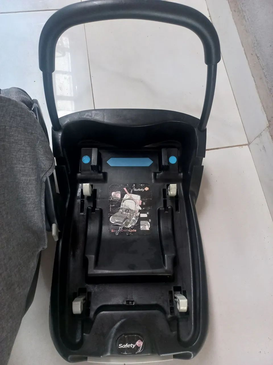 Bebê Conforto Safety 1st One-Safe + Base  - Foto 2