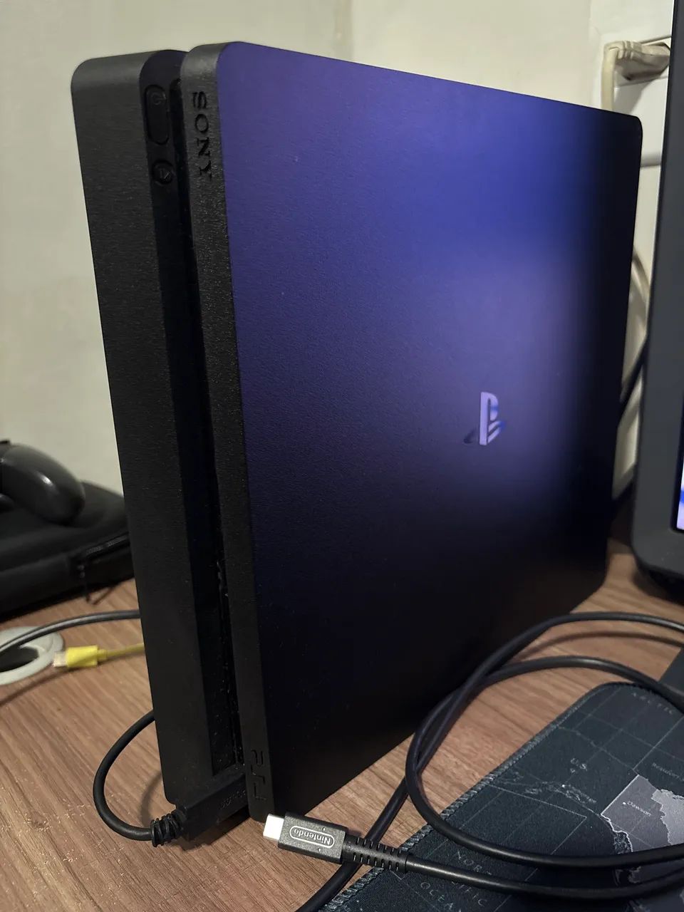 PS4 Slim