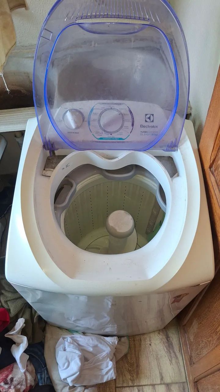 Máquina de lavar usada (Electrolux) não funciona