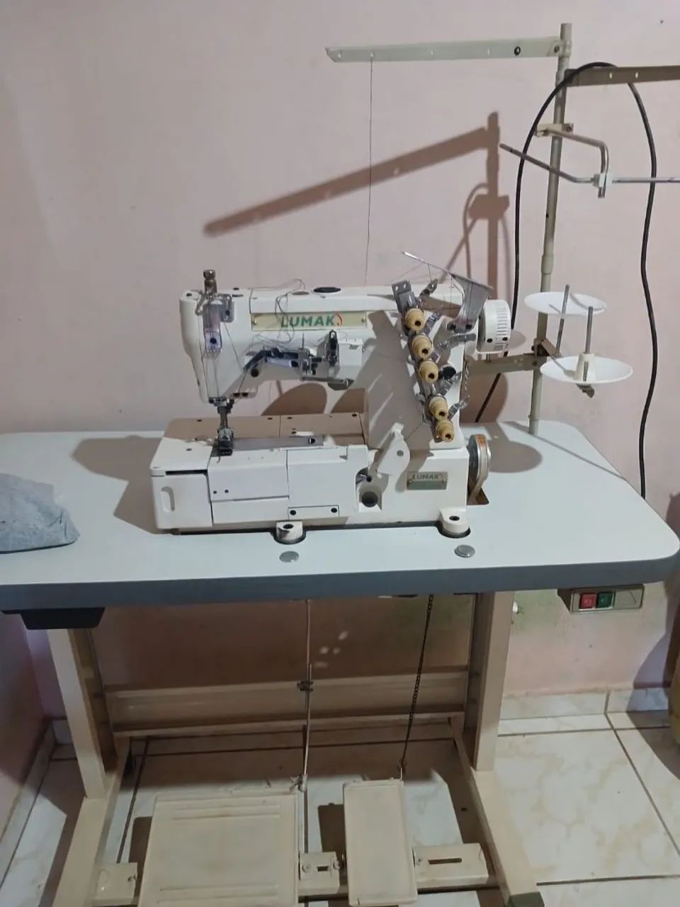 Maquina de costura galoneira  - Foto 2