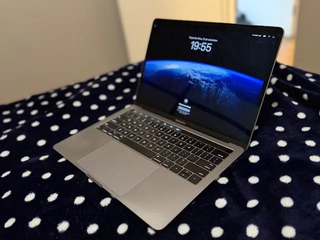 macbook pro 13 2016