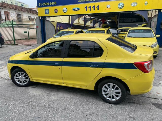 Ex taxi - Logan Expression 1.6 2015 financio com pequena entrada - Foto 4