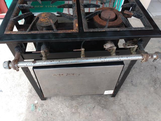 Fogão Industrial com forno