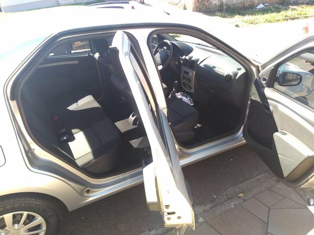 Renault Logan Expression Flex 1.0 16V COMPLETO - Foto 4
