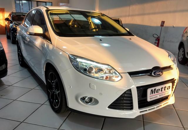 Focus sedan titanium plus c/ Teto 2014
