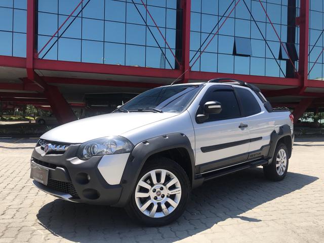 Fiat Strada Adventure cd 3 portas automática 1.8 flex com GNV completa - Foto 2
