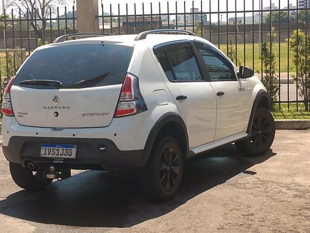 Sandero Stepway Tweed Top de linha. Baixo Km - Foto 2