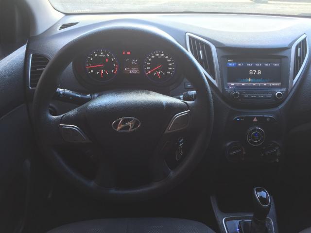 Hyundai HB20S Style 1.6 Flex 16V Aut. - Foto 8