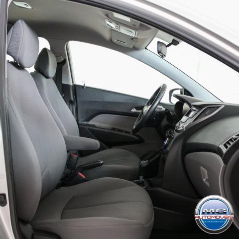 HB20S 2013/2014 1.6 PREMIUM 16V FLEX 4P AUTOMÁTICO - Foto 7