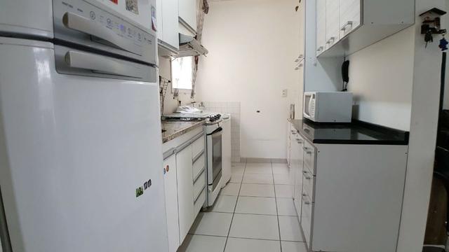 Apartamento, com suíte e lazer completo, 2 vagas de garagem soltas - Foto 4