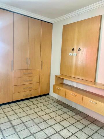 Apartamento nas Graças, 3 quartos, mais dependência empregada, 100% nascente - Foto 8