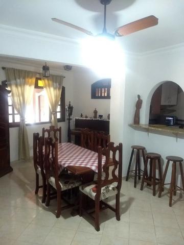 Casa com piscina em Camboinhas 4 Qtos estilo colonial - Foto 5