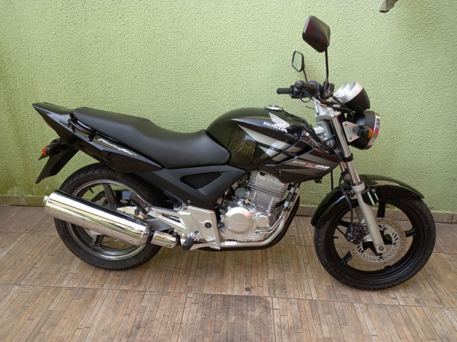 CBX 250 TWISTER 2007 ÚNICO DONO MANUAL E CHAVE RESERVA
