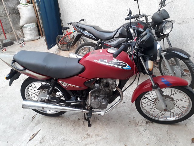TITAN 125 ANO 2000 PREÇO 2 MIL REAIS