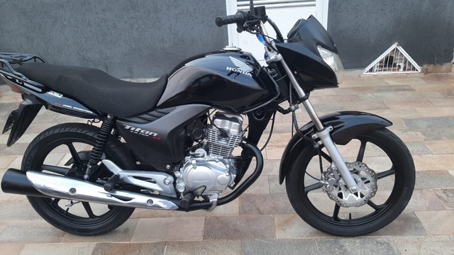 TITAN EX 150
