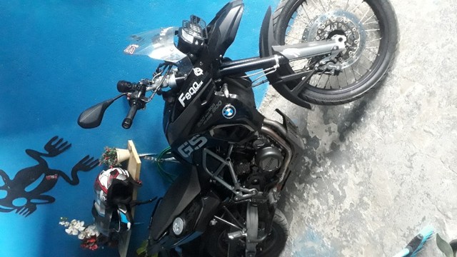 BMW F800 GS TRIPLE BLACK