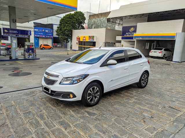 CHEVROLET ONIX LTZ 1.4 AUT TOP 2015 EXTRA!!!