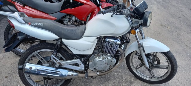 SUZUKI 2017