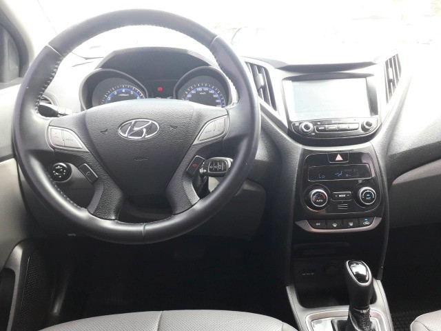 Hyundai HB20S 1.6 Premium*Automático*Único Dono*Couro*Mídia*Lindo* - Foto 9