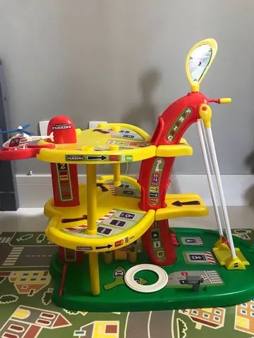 Pista De Carrinho Corrida Infantil Brinquedo Posto Gasolina