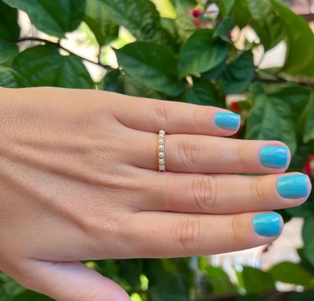 Anel Meia Alianças de Pérolas 3 mm Ouro 18 Kilates Peso 1.60 Gramas 