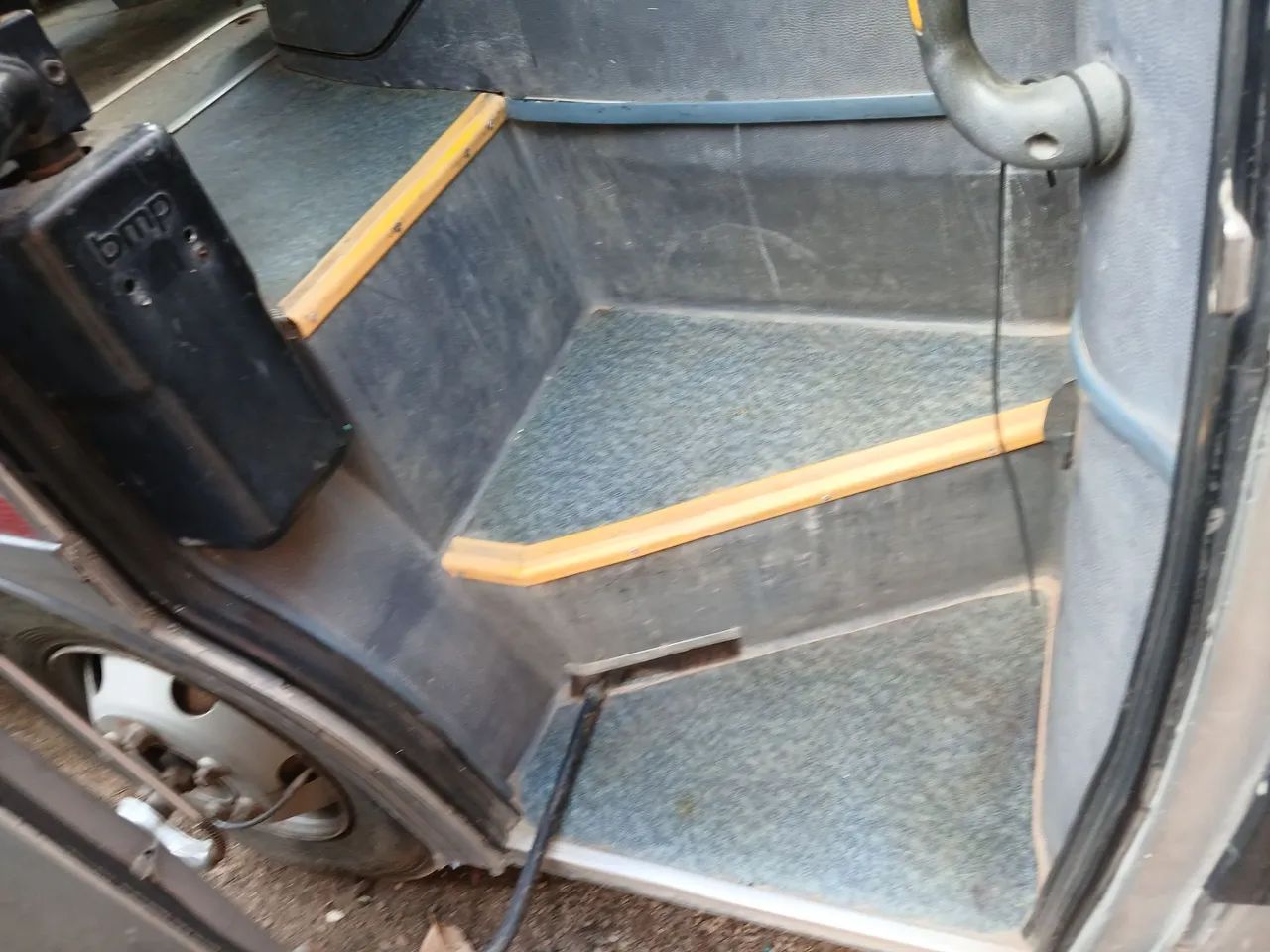 Vendo microônibus Ano 2008 Motor MWM - Foto 8