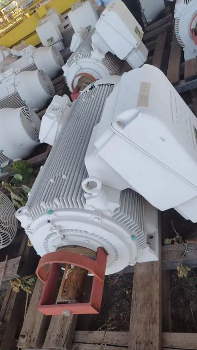 Grande Oferta/ Motor 350 Cv Weg Novo