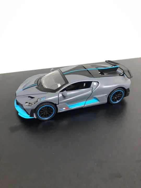 Bugatti Divo 1:32