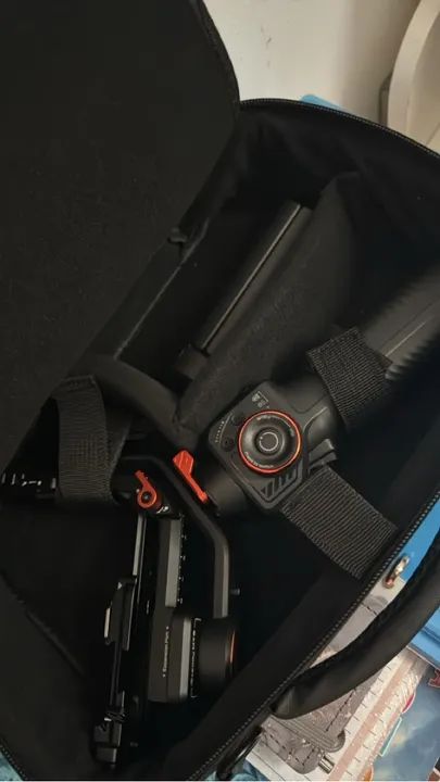 Hohem MT2 Com sensor de IA . Gimbal Estabilizador para Câmera e Smartphone - Novo