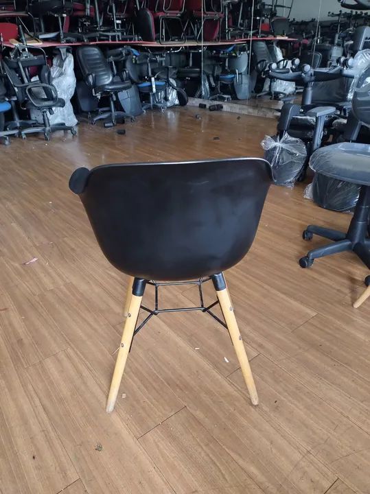 Cadeiras de Escritório Eiffel com Braços  - Foto 3