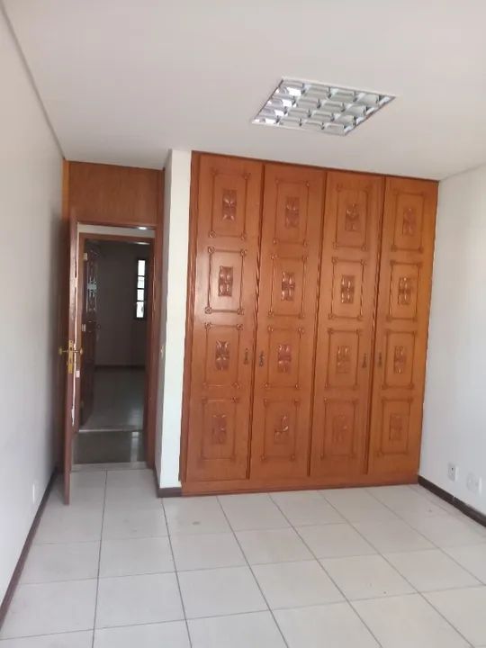 Casa Térrea - Salão, 2 Suites, Piscina, ampla área verde - Foto 4