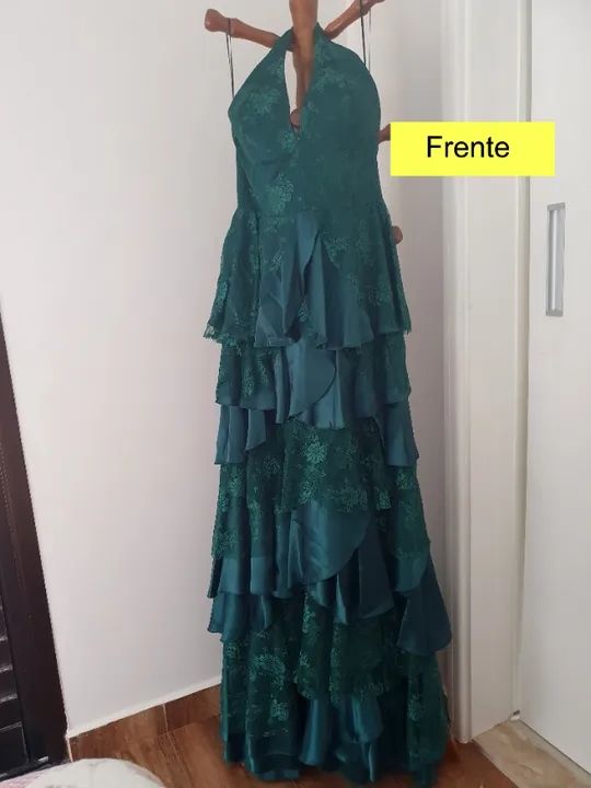 Vestido verde musgo para festas