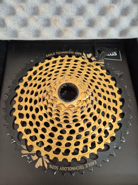 Cassete SRAM Eagle 12 velocidades 10-50 dentes Gold