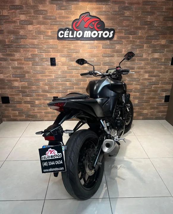 MT-03 321/ABS  PRETA 2022/2023 - Foto 3