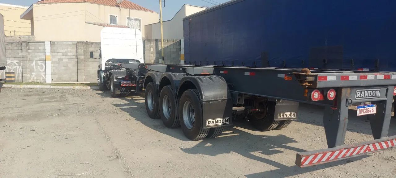 CONJUNTO Volks 17250 E 2006 + Randon 2006 12 Pinos com Pneus. - Foto 12