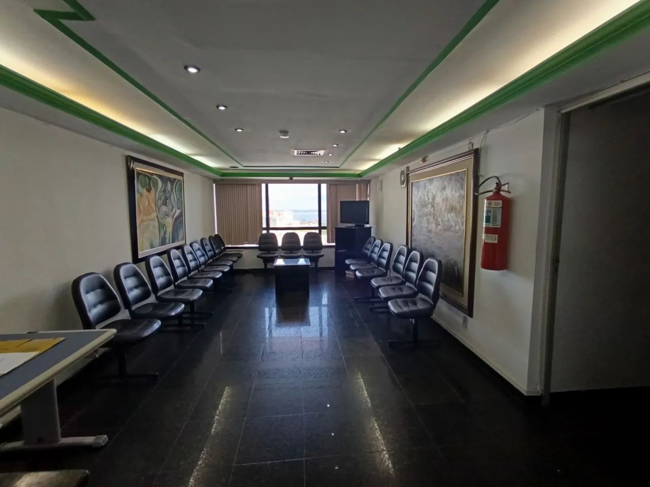 //Alugo Sala Comercial com 120 M2 no Rio Negro Center  - Foto 5