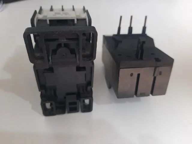 Contator Potencia Tripolar 9A 220V 1Na 50/60Hz Weg + Rele de sobrecarga Usado - Foto 2
