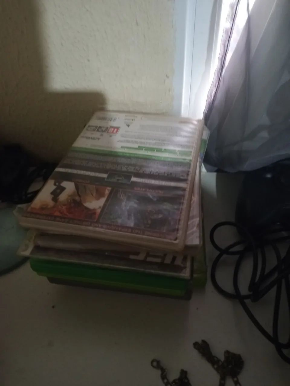 Vendo XBOX 360 COM 2 CONTROLO E MUITO JOGOS - Foto 3