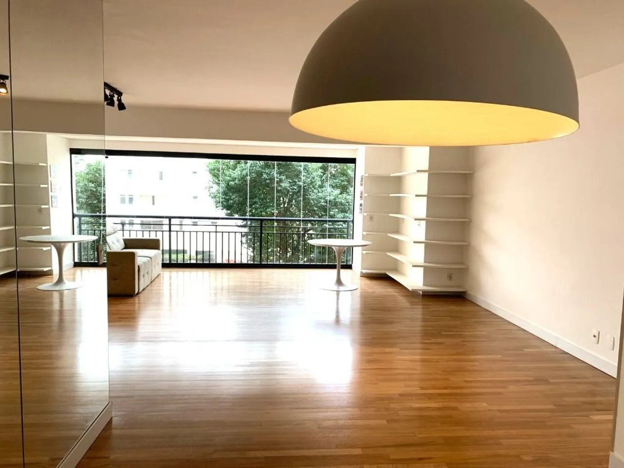 Próximo ao metrô Ana Rosa e Parque do Ibirapuera ! Belíssimo apartamento de 113m² na Vila