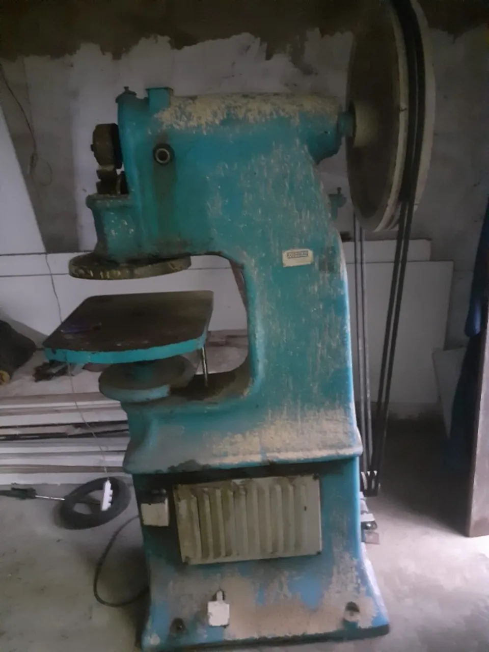 Balançinho industrial para calçados e outros tipos de corte