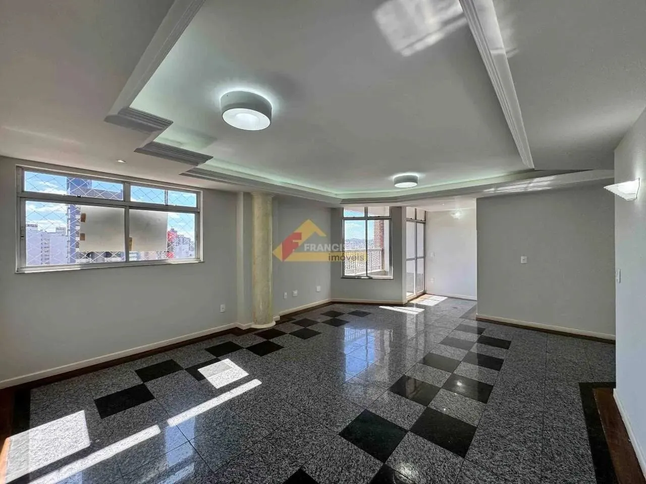 Apartamento para aluguel, 4 quartos, 2 suítes, 2 vagas, Centro - Divinópolis/MG
