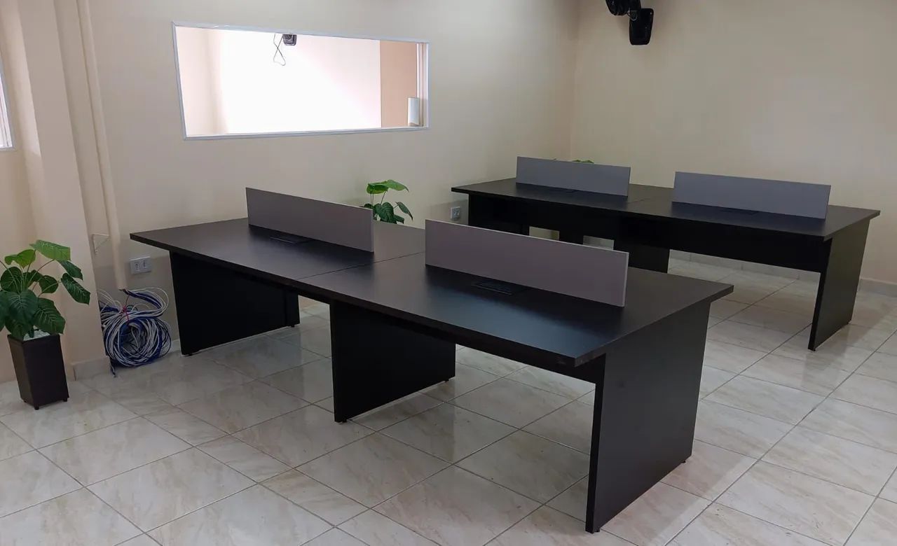 MOVEIS DE ESCRITO ESTAÇÃO DE TRABALHO RETA 4 POSIÇÕES COM CX DE TOMADA**LEIA A DESCRIÇÃO**