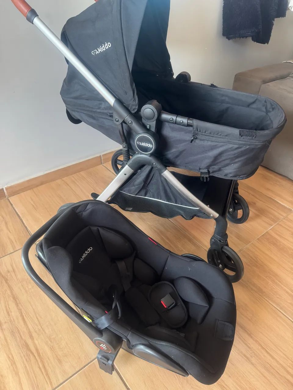 Carrinho e bebê conforto Kiddo casulo click - Foto 2