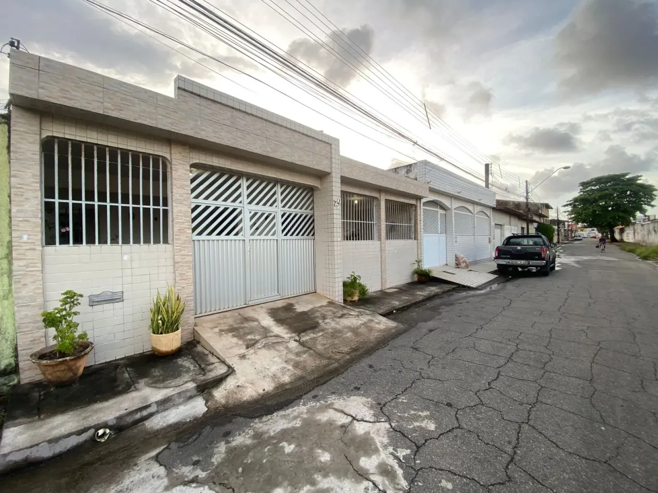 Aluguel | Casa | 250m² | Cohab anil IV | 5 qts | Edicula