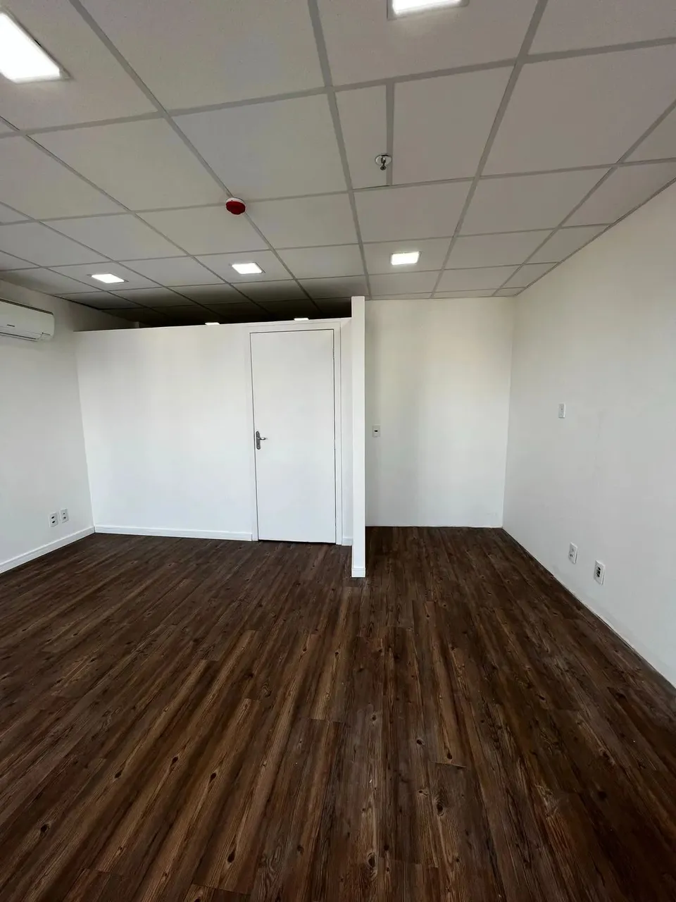 Sala Comercial Para Venda - Condominio Thera Faria Lima - Aceita Permuta