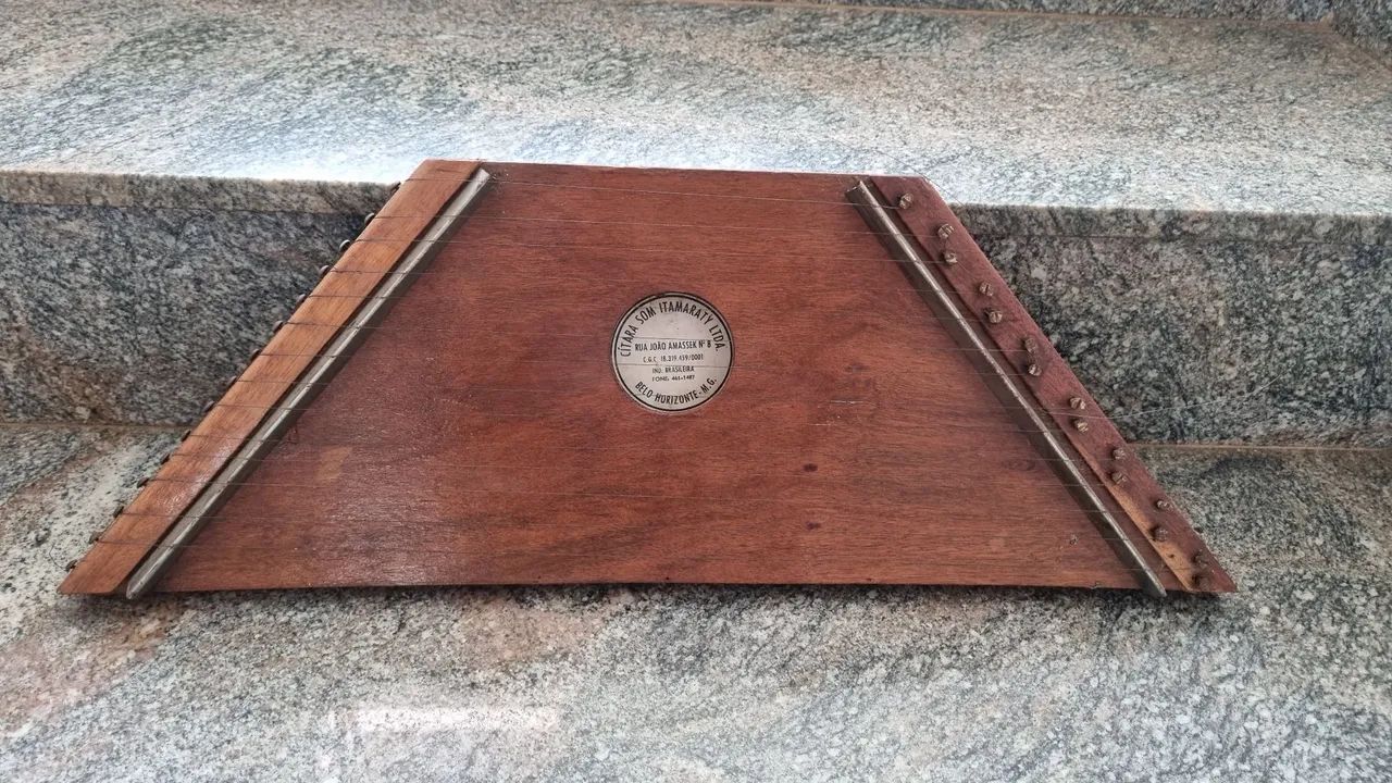 Antiga Citara (Mini Harpa) 15 Cordas Anos 80