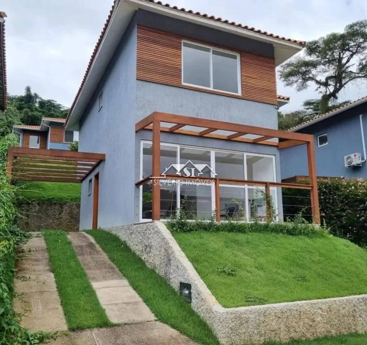 Casa- Petrópolis, Bonsucesso